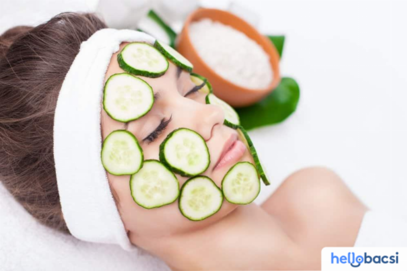 Tác dụng của việc đắp dưa leo lên da mặt giúp cấp ẩm và làm dịu hiệu quả